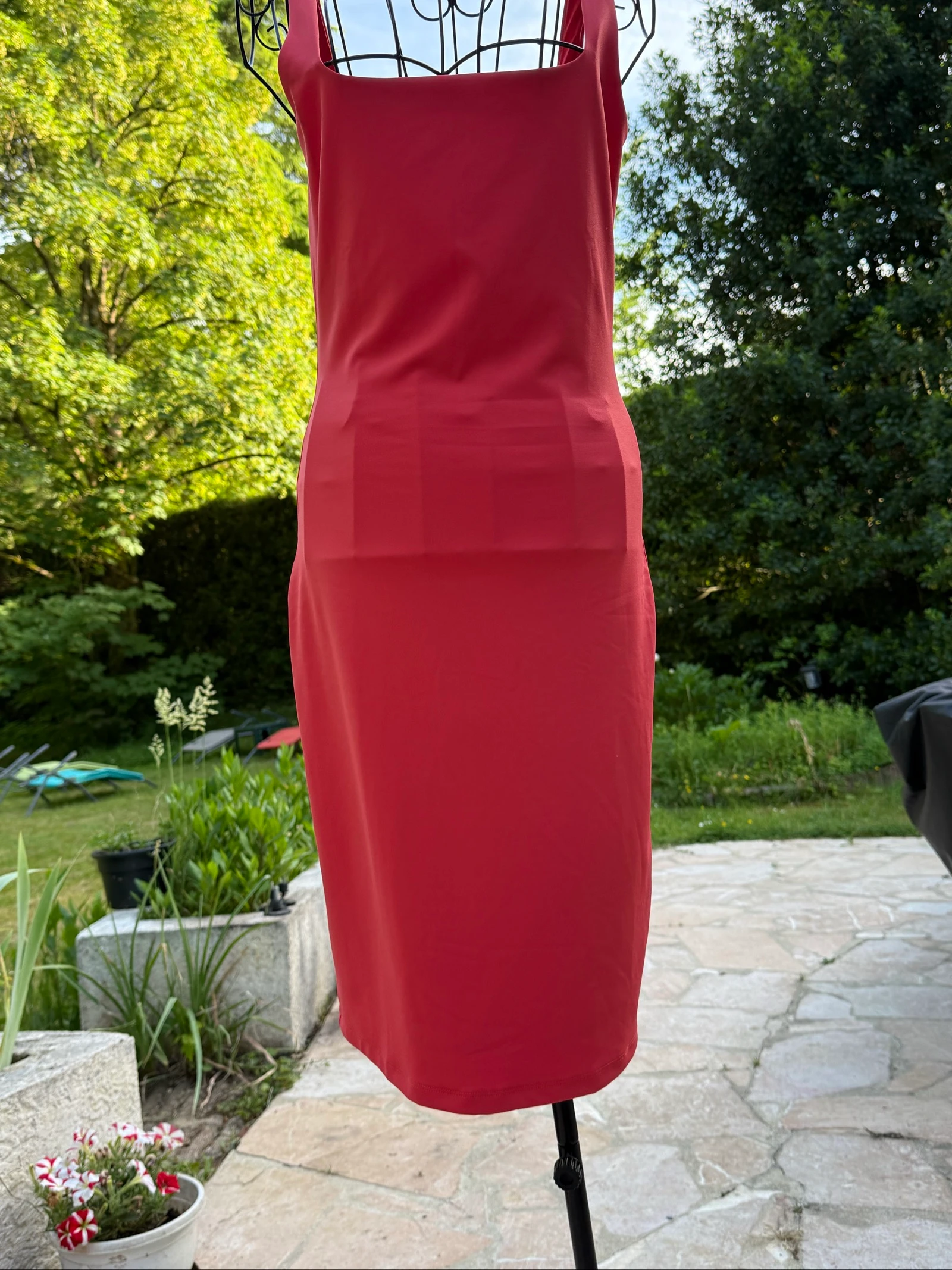 Guess, vestido de mujer talla M, color coral, nuevo con etiqueta – photo 5